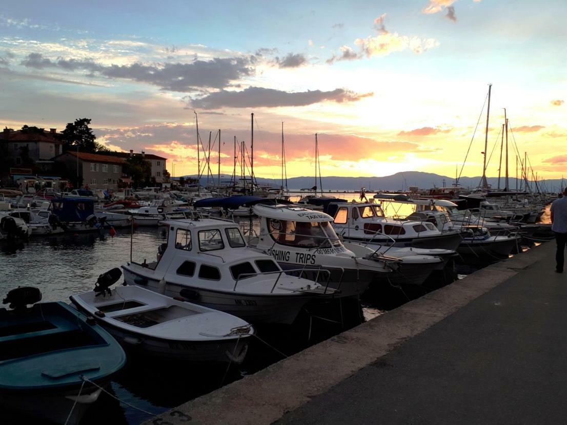 Apartments Ljuba I Mare マリンスカ エクステリア 写真